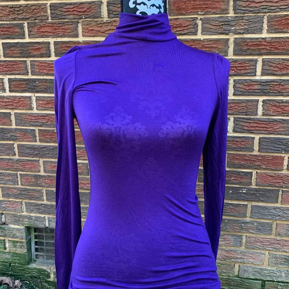 Active Basic Long Sleeve Performance T-Shirt